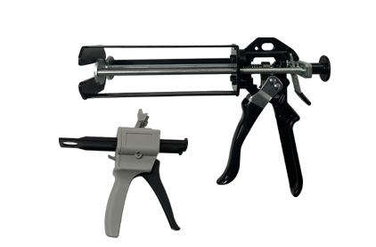 Comparing Manual vs. Pneumatic Epoxy Dispensing Guns